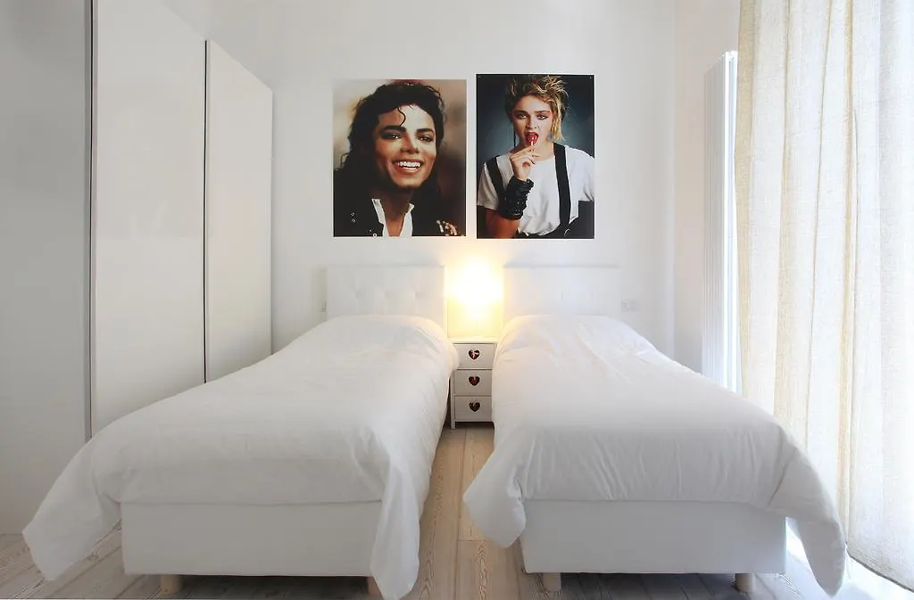 Big Johnny B Bed and Breakfast Rom 2*,  Italien