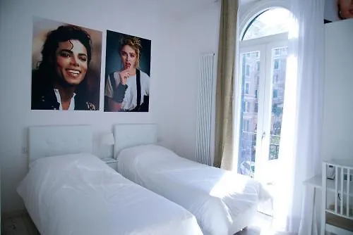 Big Johnny B Bed and Breakfast Rom